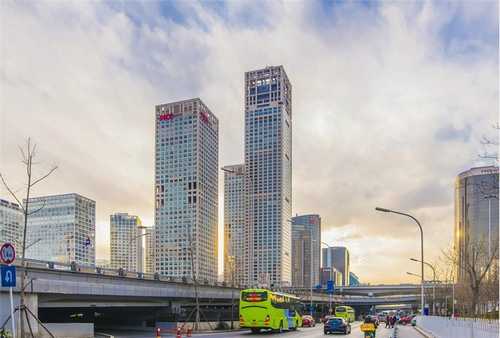 电动汽车充电箱涂胶机设备工厂